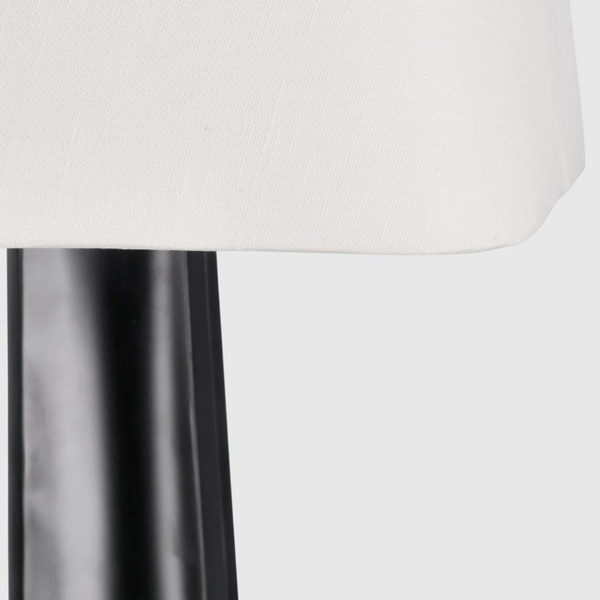 BT NURI  Black, White classic Indoor floor lamp